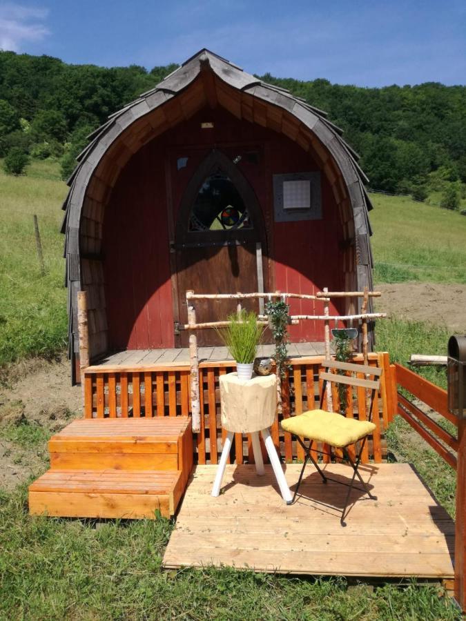 Zuruck Zur Natur - Urlaub Im Zirkuswagen, Sommeratelier Oder Schindelwagen Adenbach Exteriér fotografie